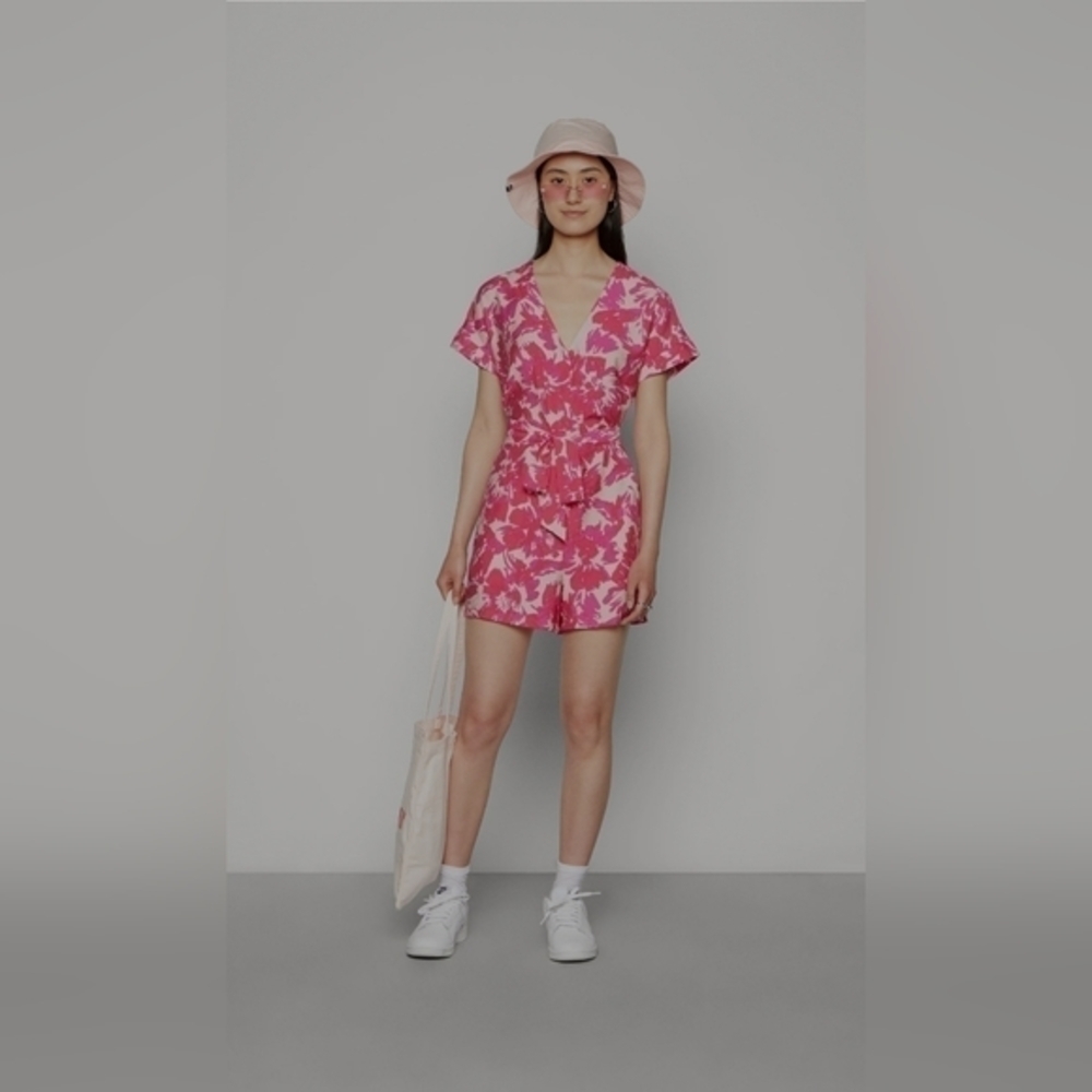 NWOT Only PETRA LIFE PLAYSUIT - Jumpsuit M